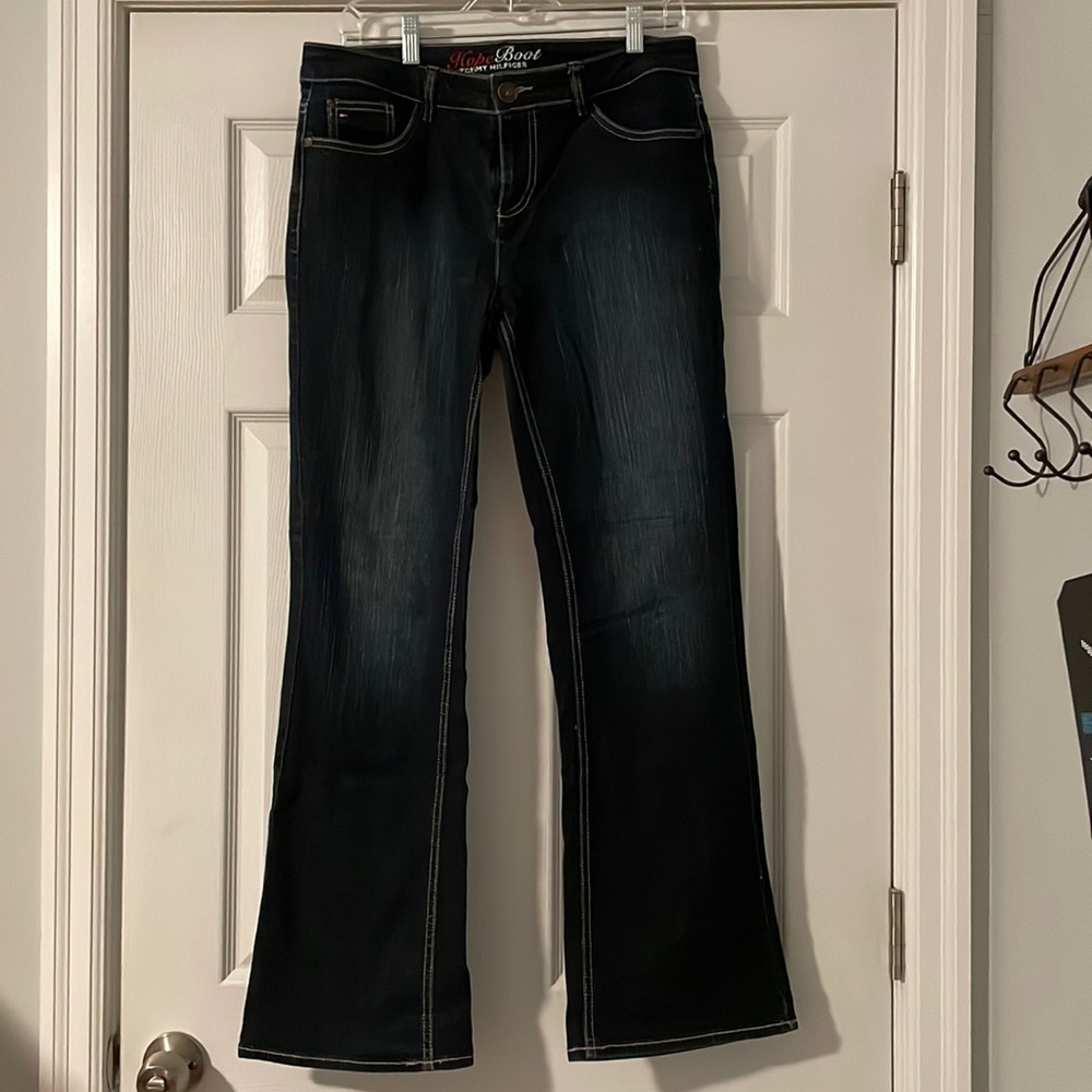 Tommy Hilfiger Hope bootcut, size 10R.